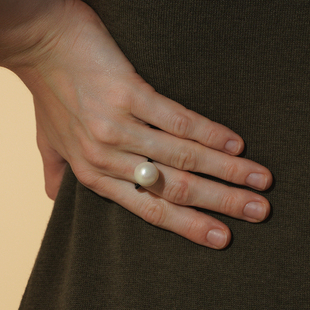 【新品】SOFTROOM复古黑珐琅珍珠赫本戒指高级感轻奢气质63oakave