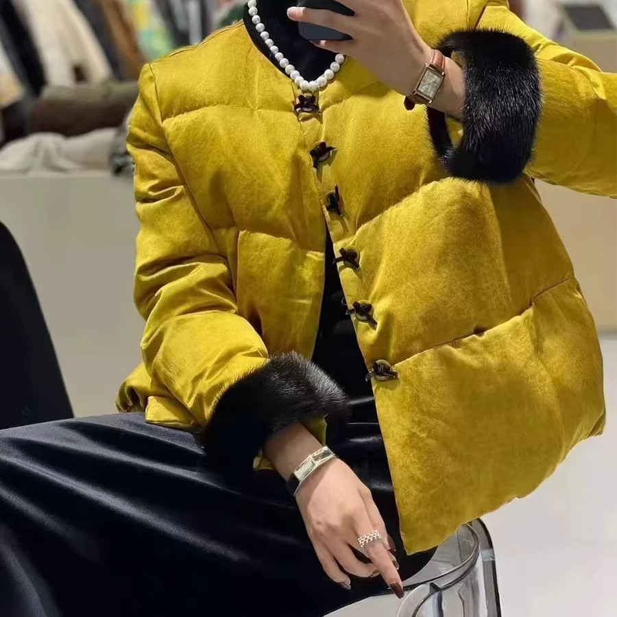 时尚圆领国风洋气年轻款拼水貂毛皮草鹅绒羽绒服外套女短款中式