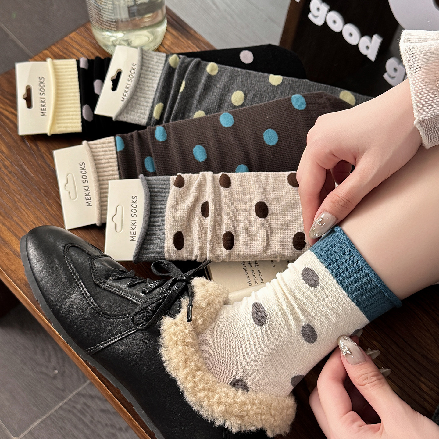 新款波点卷边堆堆袜子女棉袜秋冬