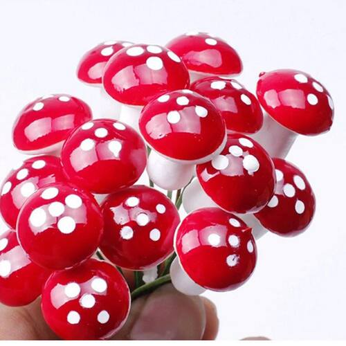 50pcs Simulation Red Mushroom Figure decorative mini plants
