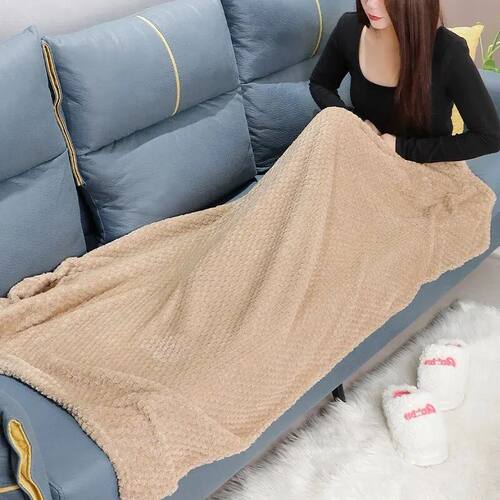 Solid Color Thickened Pineapple Checked Flannel Blanket Cora