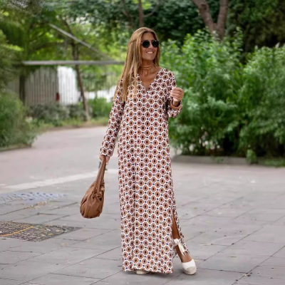 2025 Independent Station Fashion Printed V-neck Long Dress W