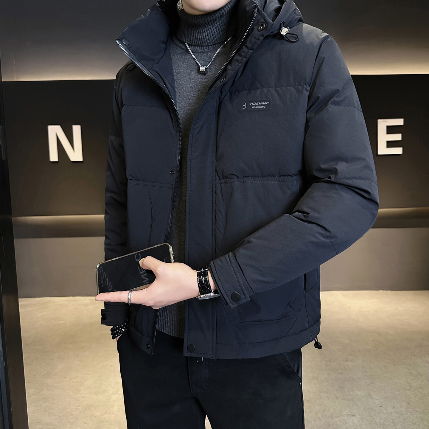 高级感可拆卸连帽羽绒服冬季加厚2025新款潮流短款轻薄男士外套