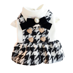 狗狗衣服秋冬装猫咪公主裙小香风黑白格可牵引小型犬泰迪宠物5283