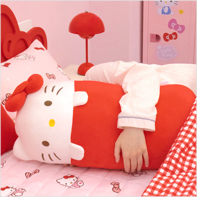 韩国代购三丽鸥sanrio红色Hellokitty圆柱大抱枕睡觉毛绒玩偶靠枕