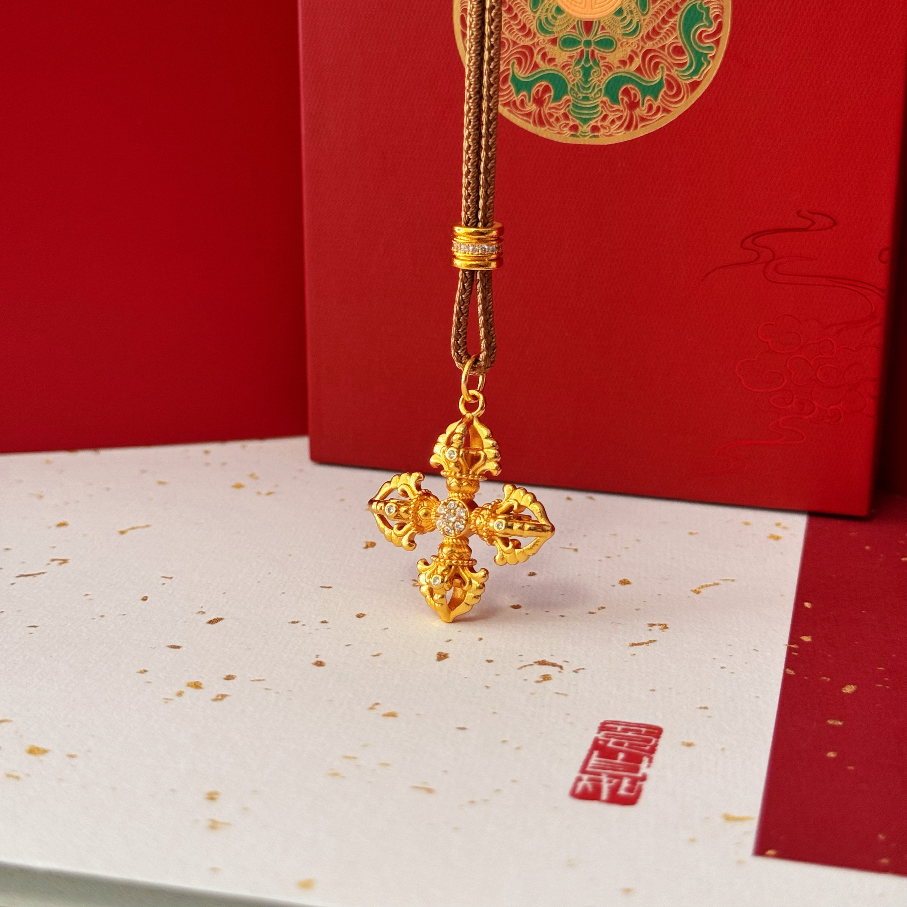 点钻十字金刚杵吊坠镶钻沙金项链仿真黄金轻奢高级感宫廷风毛衣链