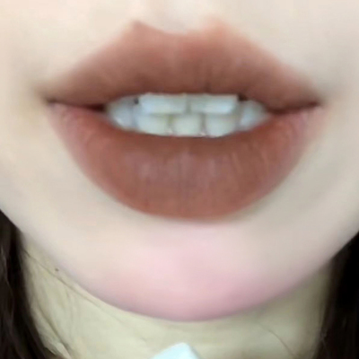 美拉德栗子巧克力灰粽~口棕欧美风吃土色咖啡色口红 akf唇泥m09