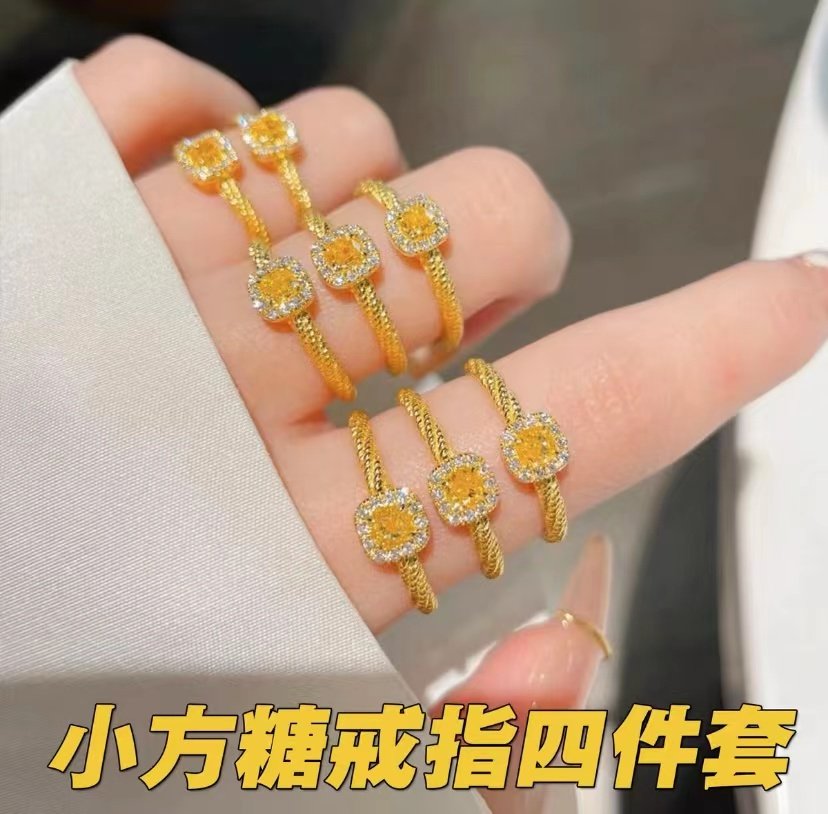 网红小方糖戒指女生小众设计越南沙金仿真黄金手链项链耳钉四件套