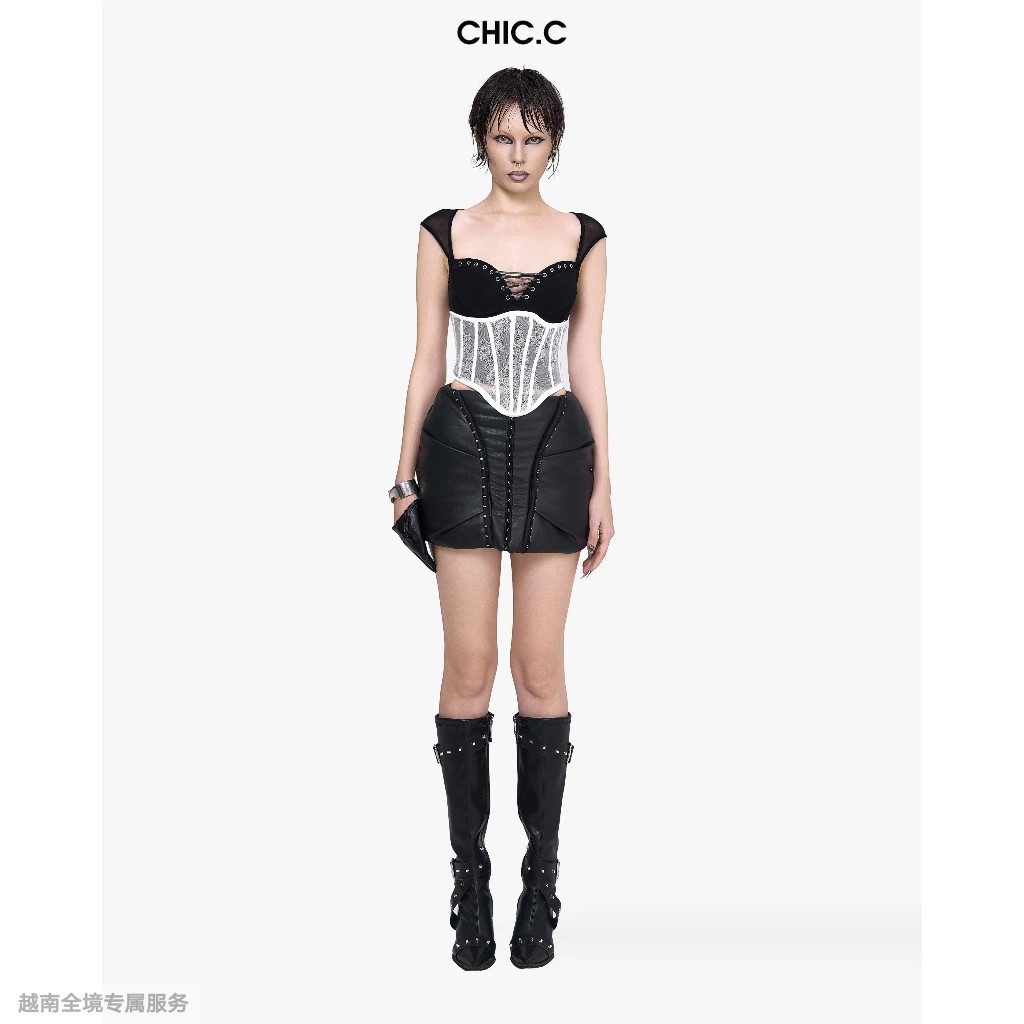 越在线越南小众chic.c酷飒大方领系带背心束腰包臀短裙套装