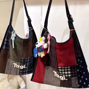 Tagi.边边拼接单肩女包大容量通勤百搭小众斜挎麂皮灯芯绒托特包