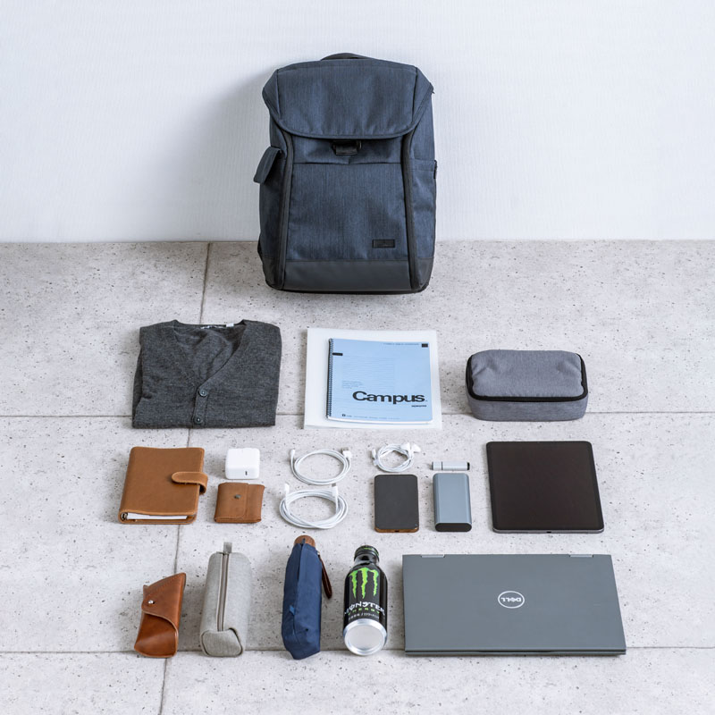 日本山业双肩电脑包全展开