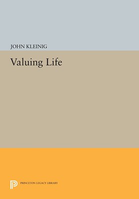 【预售 按需印刷】Valuing Life