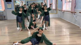 网红小橙子古典舞演出服青蛇白蛇舞蹈表演广袖 外披汉服纱衣练功服