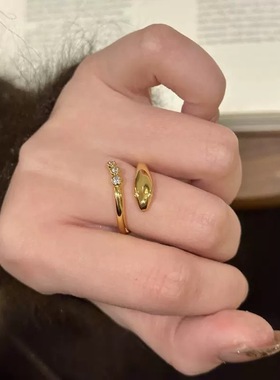 中古轻奢高级感响尾小金蛇戒指