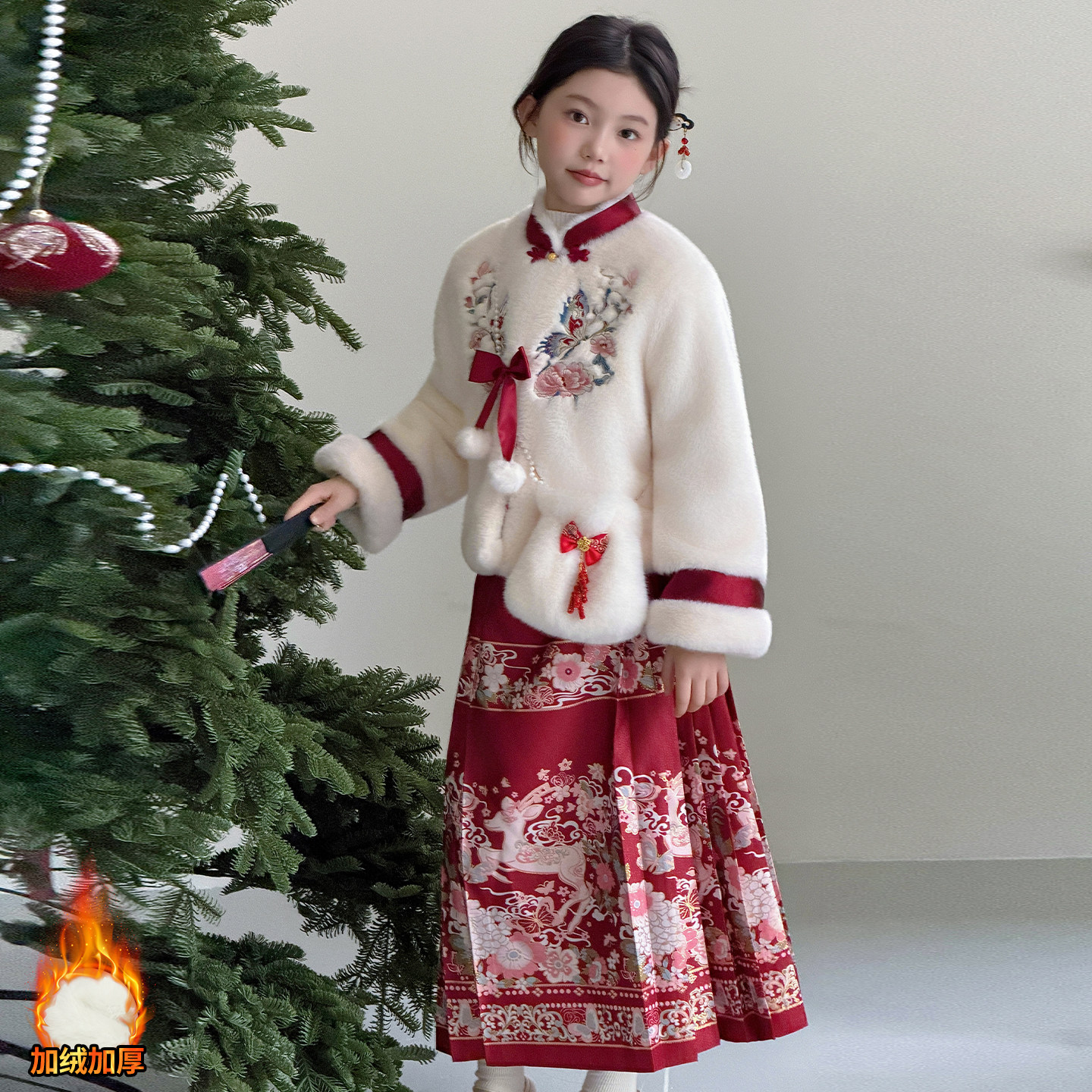 2025冬季新款年服古装超潮流休闲时尚舒适女童福袋挂件马面裙套装,童装/婴儿装/亲子装,套装,淘宝优惠券,粉丝福利购,淘宝优惠卷