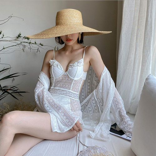 温泉ins蕾丝性感保守罩衫泳装