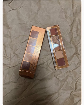 Natasha娜塔莎眼影盘nudebronze