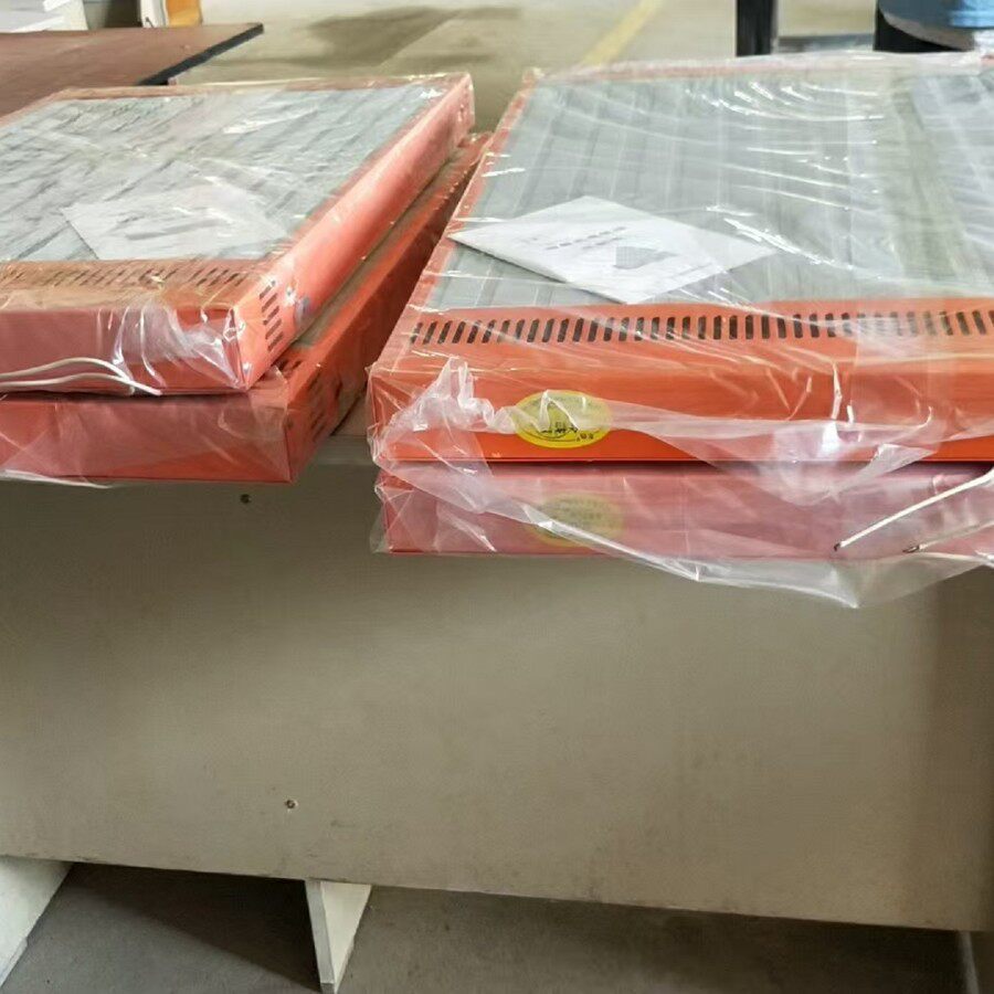 壁挂式辐-射式电暖器（1000W） 型号:DNQ-1310-F1库号：M378015 - 实物图