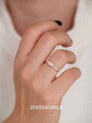 JOVOVASMILE梯形莫桑戒指18k金女