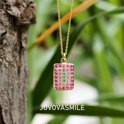 长方形宝石吊坠项链9k黄金可定制