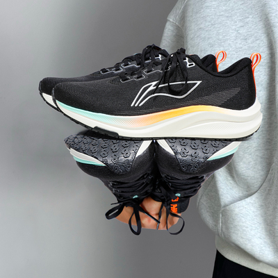 李宁赤兔8跑步鞋男2025秋冬新款轻便训练运动鞋加厚青少年学生鞋