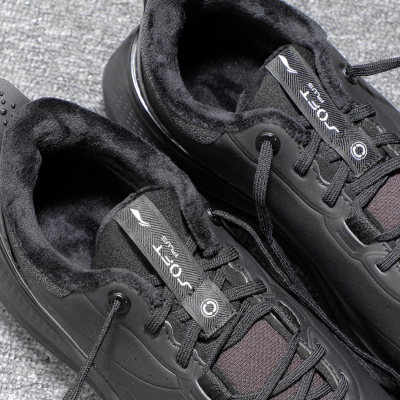 李宁运动鞋男款2024冬季SOFT PLUS加绒防滑黑色轻便休闲鞋AGLU097