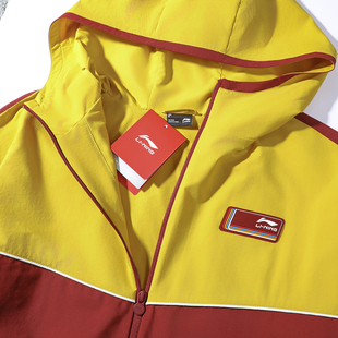 李宁外套男款2026春季新款男士青少年保暖跑步软壳开衫连帽风衣男