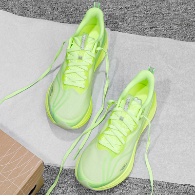 李宁跑步鞋赤兔8pro新款跑鞋女鞋2025新款轻耐磨便运动鞋ARPV006