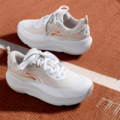 李宁运动潮流加绒保暖潮流休闲鞋女款2025冬季新款跑步防滑运动鞋