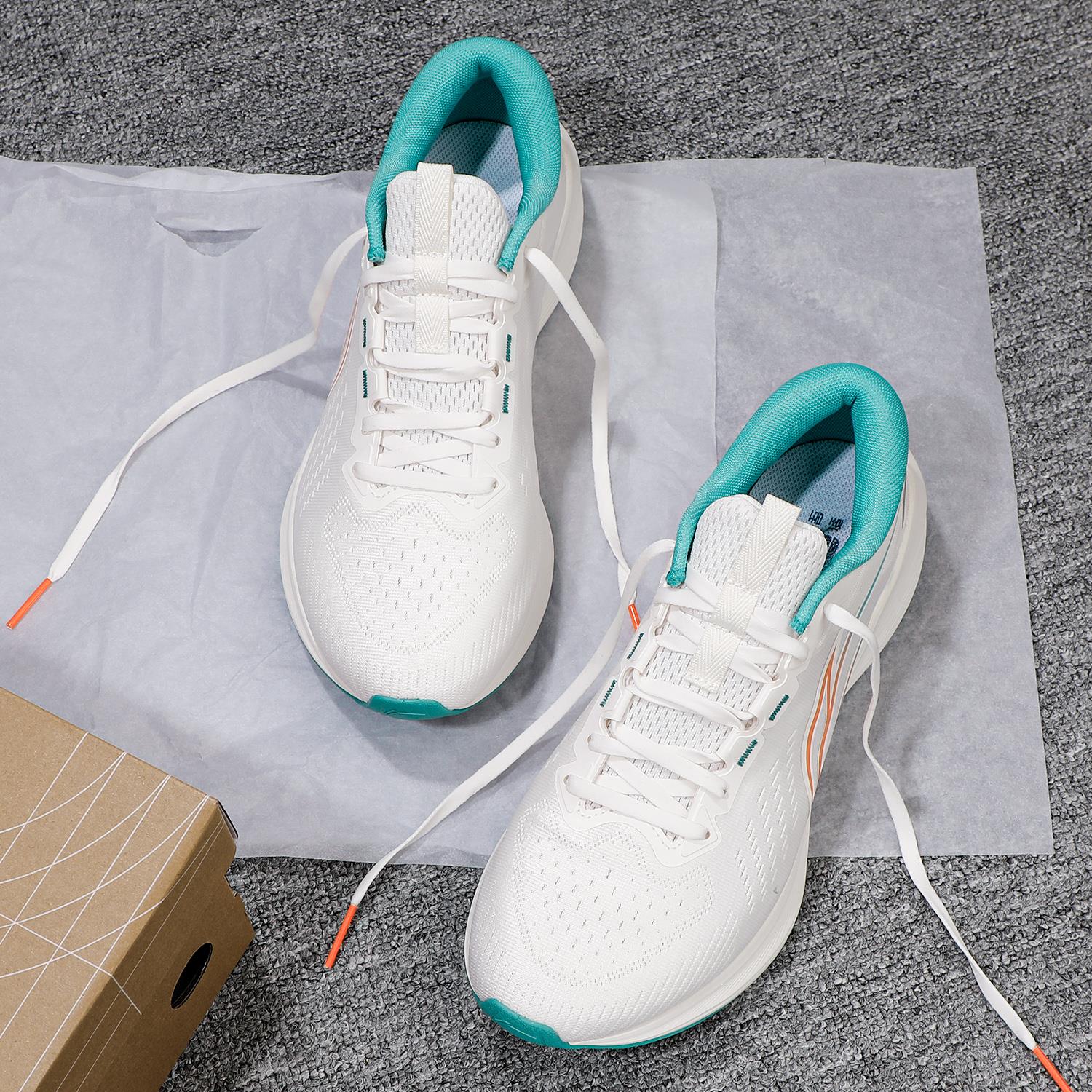 李宁吾适Lite V2跑步鞋男款减震透气防滑厚底运动比赛跑鞋ARST053