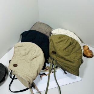 纯色加厚鸭舌帽子女2025新款冬季韩版骑行百搭保暖护耳包头显脸小