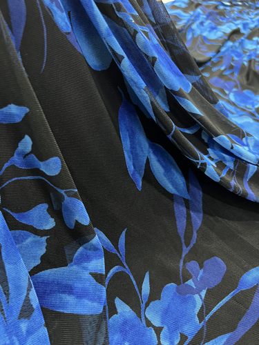 打底衫印花布漂亮打底衫美丽