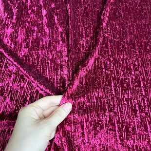 进口丝绒压花布料 弹力暗纹玫酒红喜服婆婆旗袍连衣裙金丝绒面料