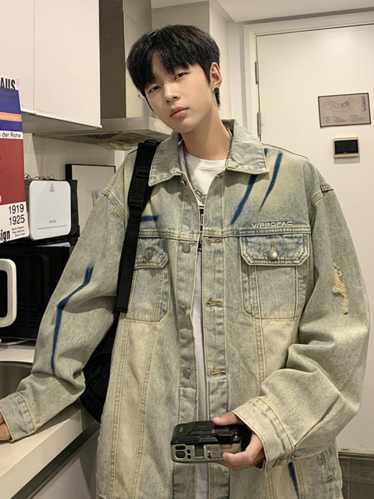 黄泥色破洞牛仔外套vibe美式痞帅