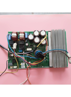 适用格力变频空调KFR-72W/FNI01-4外主板 30138773变频板 W8333R