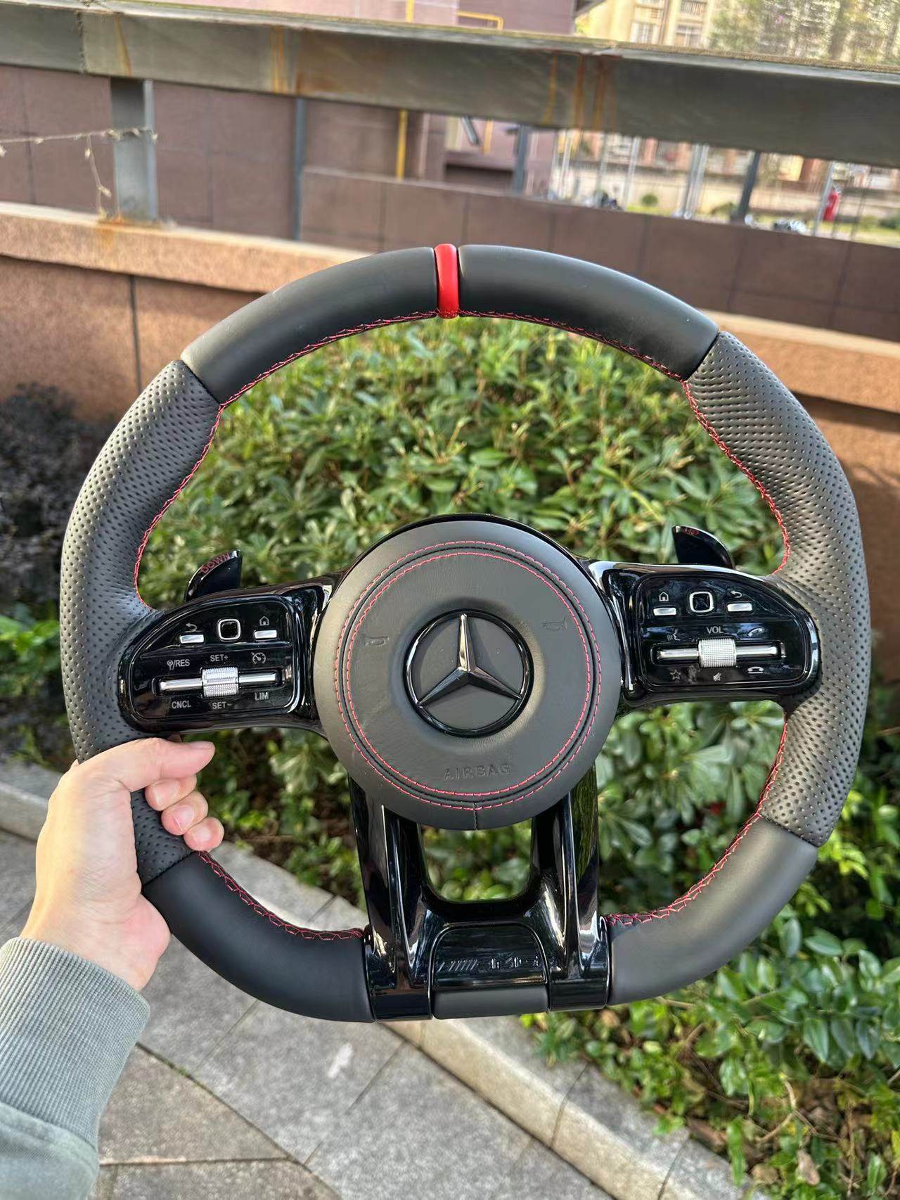 thumbnail for It is suitable for Mercedes-Benz old modifications to new AMG carbon fiber steering wheels AE300CSGR level GLC260GLESGT