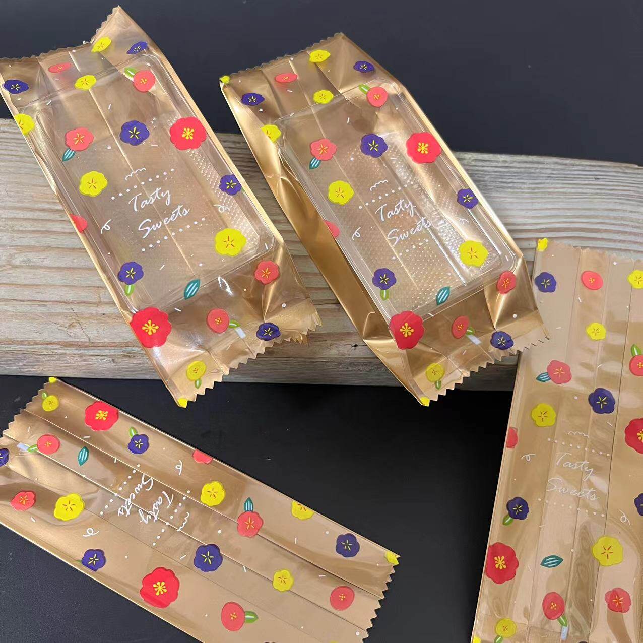 台湾产凤梨酥包装袋 焦糖布朗尼机封袋 金底亮光饼干点心袋100张