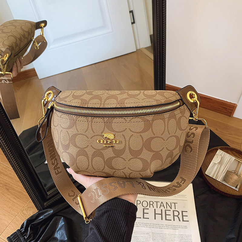 小包包女2025新款休闲时尚宽肩带胸包女式高级质感百搭单肩斜挎包,箱包皮具/热销女包/男包,胸包,淘宝优惠券,粉丝福利购,淘宝优惠卷