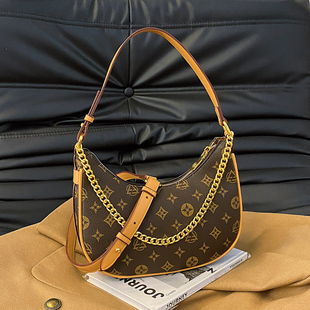 高级感包包女2025新款小众时尚印花月牙腋下包休闲百搭单肩斜挎包