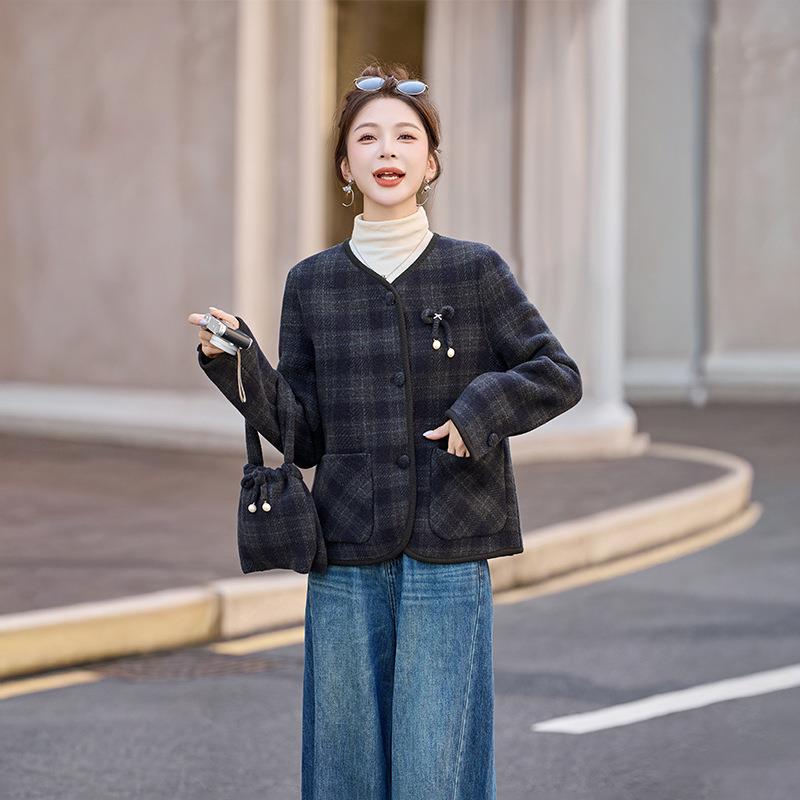 尚简约圆领毛呢外羊5套女20HE5145-12秋季新时款百搭小个子毛呢上