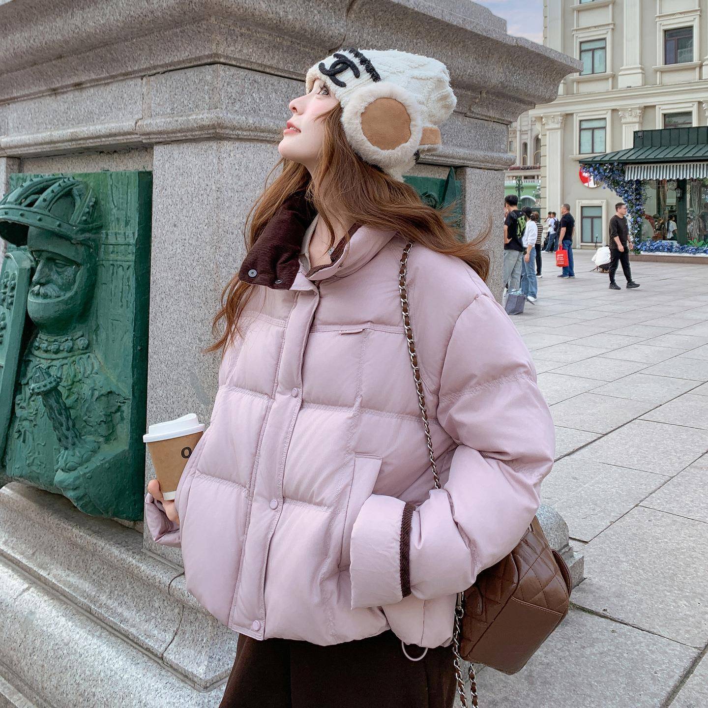 B199-W5鸭粉色泡芙羽绒服女新冬季款韩系甜风宽松加厚白绒面美包