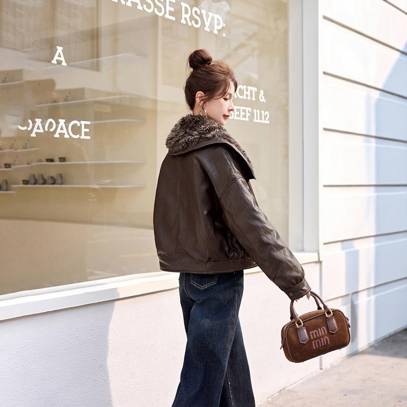 翻领羊羔毛翻领羽服女025绒新冬季保暖短YE6521-1款白鸭绒外套Y2