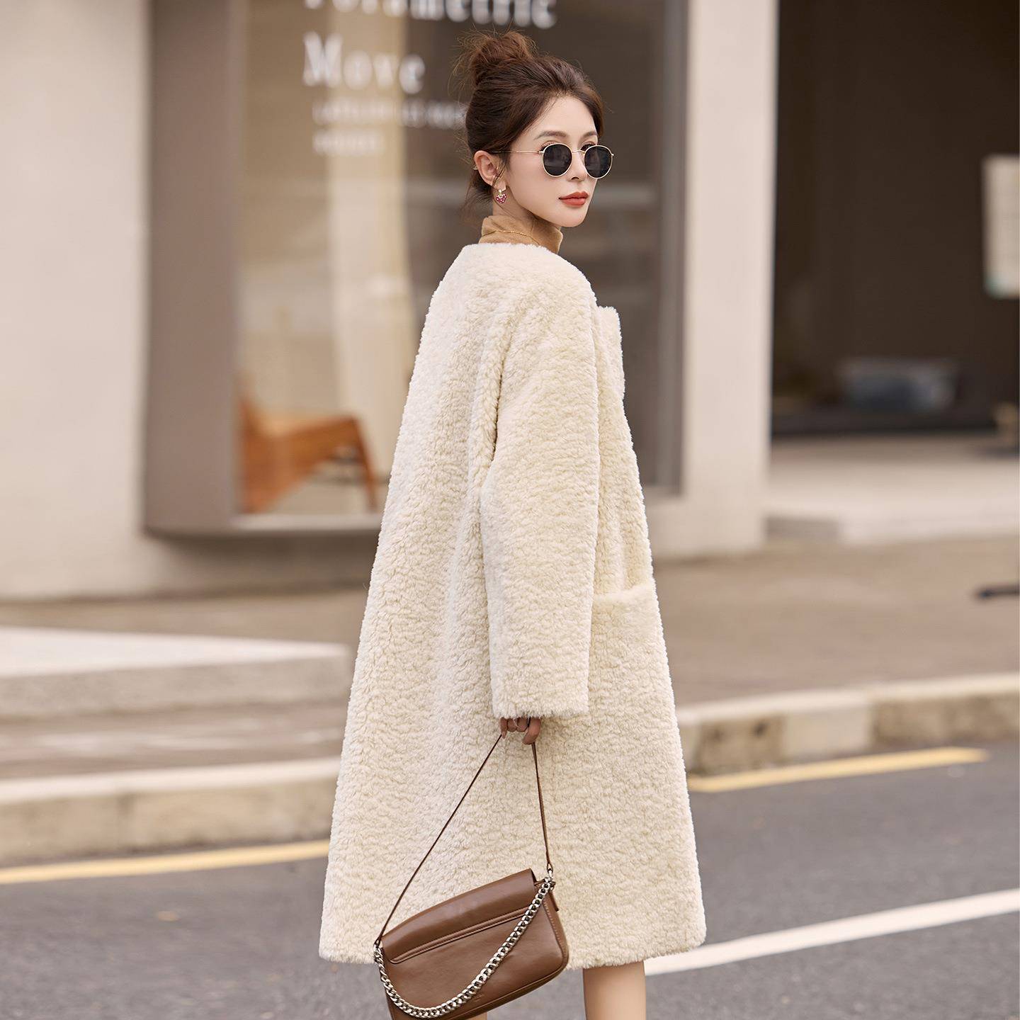 2025秋冬季皮毛一搭体ZH2655-1外套款女圆长款新时尚领百外套大衣