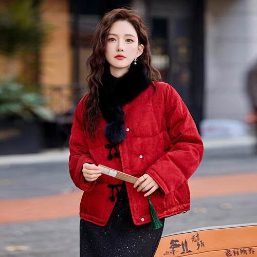 新中女式红ZYI2572A色短款羽绒服冬外季新款狐狸领保暖套毛新年拜