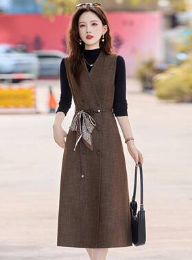 时X尚打套裙女20259秋季新款气质背心连衣裙XM905-09底衫两件套配