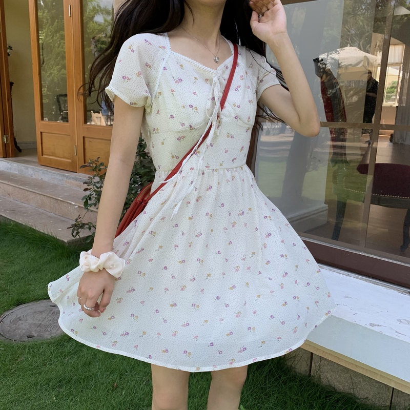 Molly ~ white moonlight Jasmine Short Sleeve Dress