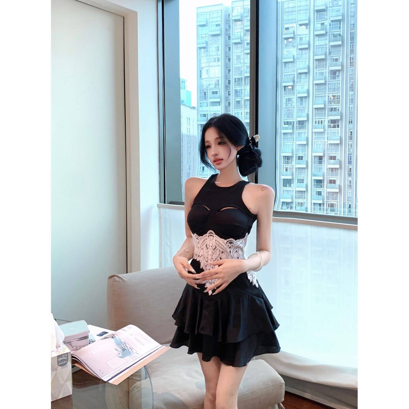 蕾丝拼接撞色无袖背心连衣裙女夏季设计感收腰裙子纯欲风蛋糕短裙,女装/女士精品,连衣裙,淘宝优惠券,粉丝福利购,淘宝优惠卷