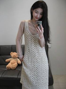 早春重工钩花时尚套装女波点打底衫T恤+修身长裤背心连衣裙三件套