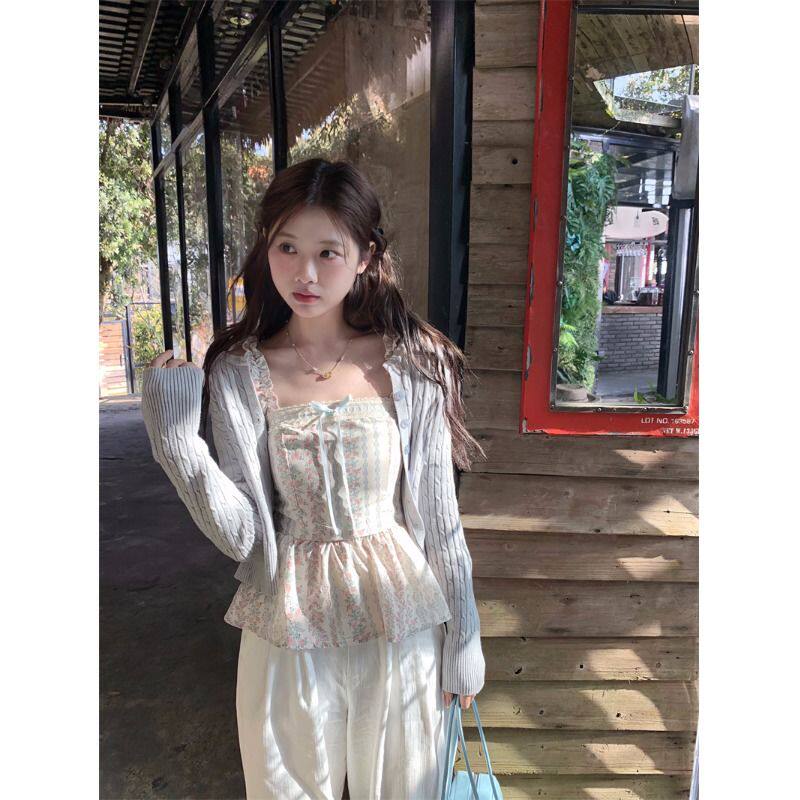 2025新款甜美风套装女麻花针织开衫叠穿春季蝴蝶结碎花背心两件套