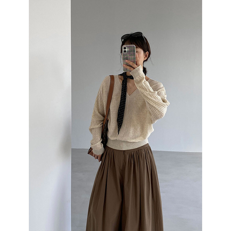 江左 韩系慵懒风蝙蝠袖V领针织衫女26秋季新款宽松套头上衣 L6588